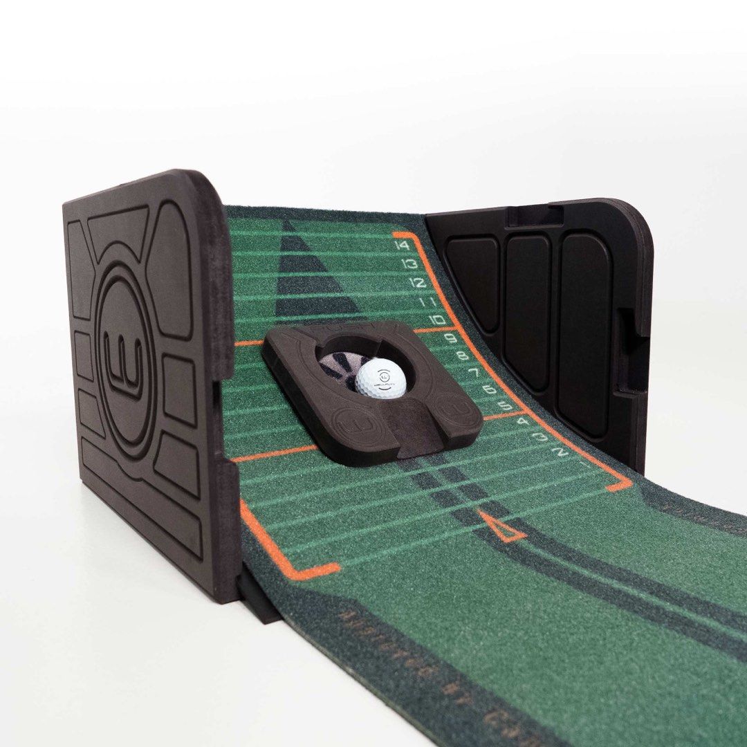 NEW StrokeMaster WellPutt Putting Set - 8.2ft Putting Mat + Manual + Box