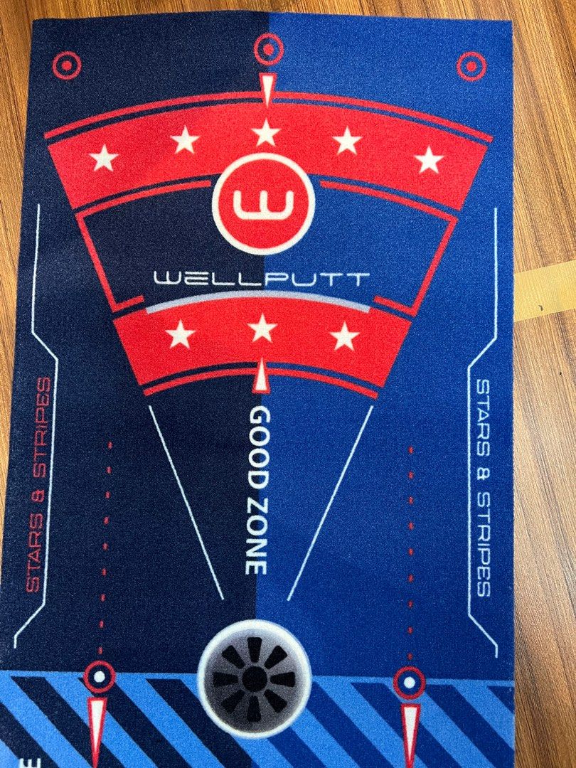 NEW WellPutt 4m Putting Mat - Stars & Stripes Edition  Putting Mat + Manual + Box